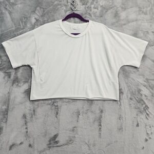 ELGOGY Shirt Womens M White Cropped Boxy Short Sleeve Crew Neck Tee Casual